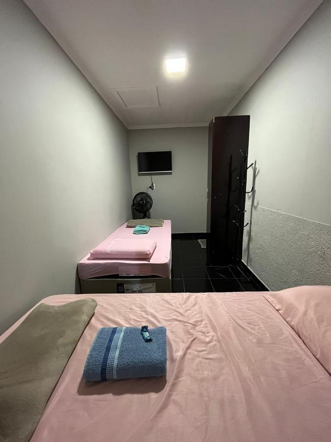Toca Do Tatu Hotel Itu Luaran gambar